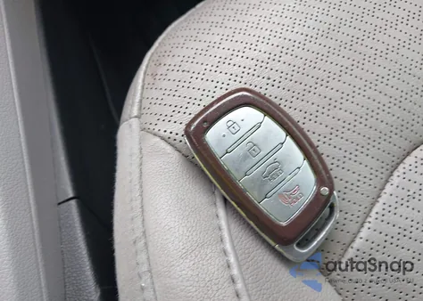 2017 Hyundai Elantra Limited from USA, damaged, VIN 5NPD84LFXHH036536